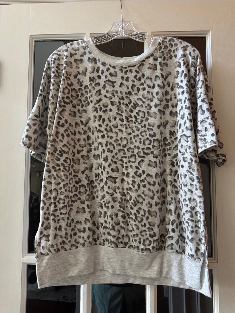 Women's Cream Leopard Print Relaxed Short Sleeve Top